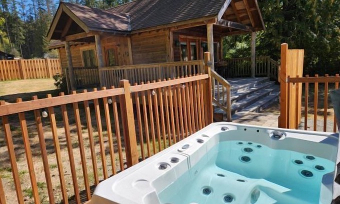Eastsound Cabin | Partial View Cabin w/Hot Tub - 2 min walk to west-facing beach!