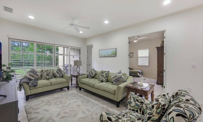 Fort Myers Villa | Paseo - William Raveis Rentals