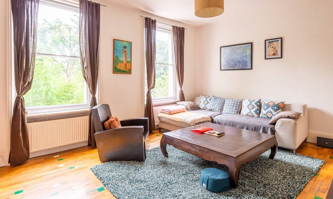 Camberwell Green Apartment | Pass the Keys | Charming Duplex Flat by Oval