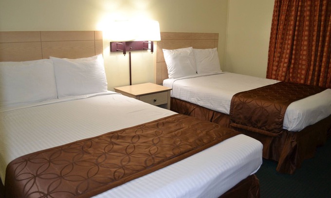 Downtown Niagara Falls Hotel | Passport Inn - By The Falls NY