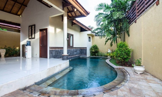 Sunset Road Boat Rental | PB - 5BR - V1+V2 · ❤️5-BR Private Pool Villa Walk to Seminyak Beach