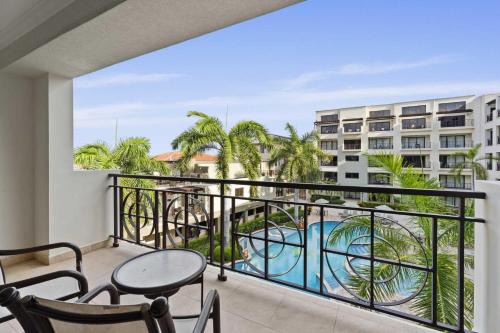 Washington House | PC314 - Pool View - Couple or Family with kids - 1BR