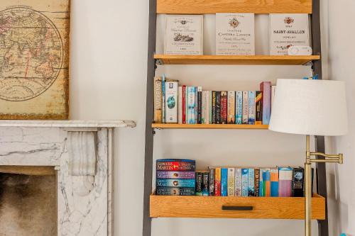 Streatham Apartment | Peaceful 2BR MultiLVL apartment in Streatham
