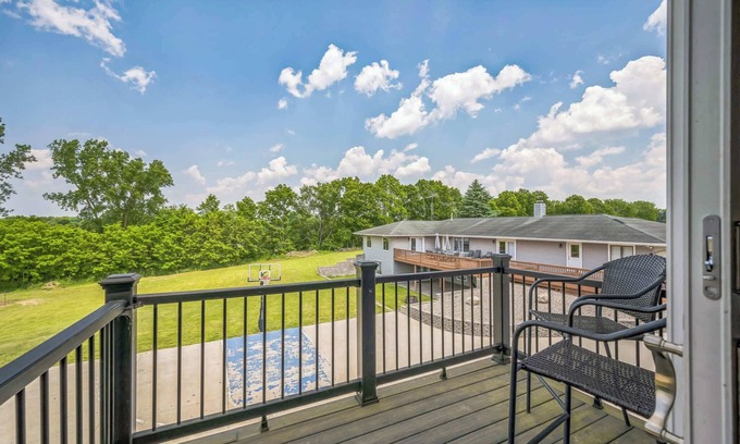 Grass Lake Apartment | Peaceful 4BR Barn Loft Escape