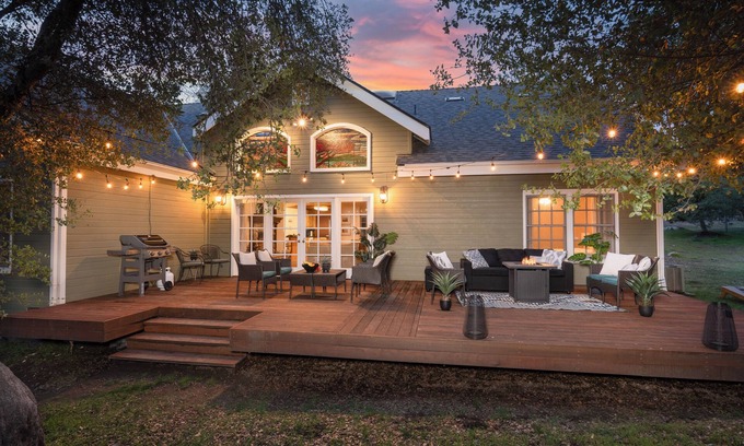 Oakhurst House | Peaceful and Tranquil Home Base for Exploring Oakhurst and Yosemite!