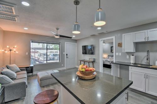 Apache Junction Apartment | Peaceful Apache Junction Condo about 1 Mi to Downtown!