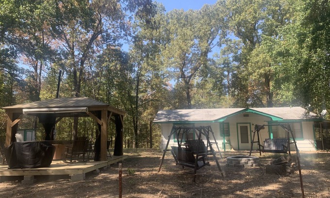 Pickens House | Peaceful Country Retreat