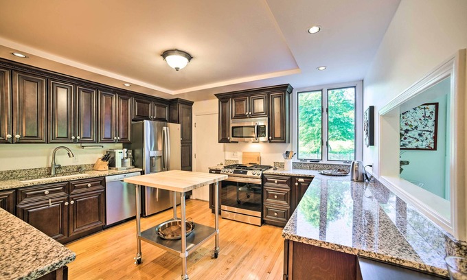 Williamstown House | Peaceful Family Home w/Fire Pit & Large Yard