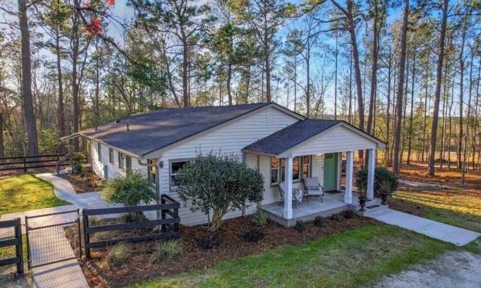 Aiken House | Peaceful farmette in charming Aiken with WiFi, AC