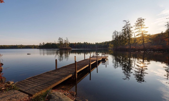 Sandwich House | Peaceful Lakefront Home