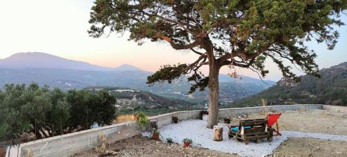 Kolymbari House | Peaceful Private Cottage Retreat in countryside