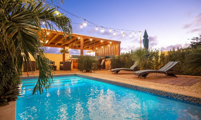 Alto Vista House | Peaceful Retreat Stylish Luxe BR/2BA Villa/W Pool