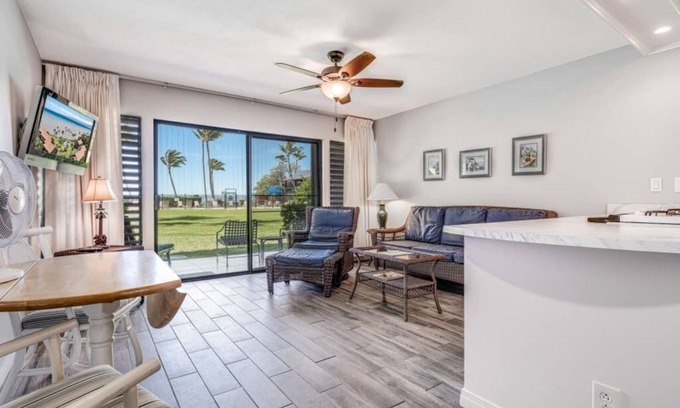 Kaunakakai Condo | Peaceful Retreat W/Lanai and Kitchen-Molokai Shores