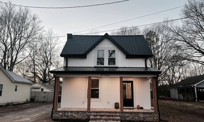 Henderson House | Peaceful Sears, Roebuck and Co. Mail Order Home.
