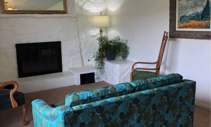 Grace House | Peaceful townhome with AC in charming Grace