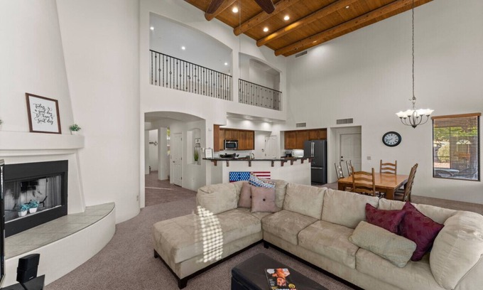 Rincon Trails House | Peaceful Vail Home Rooftop Deck