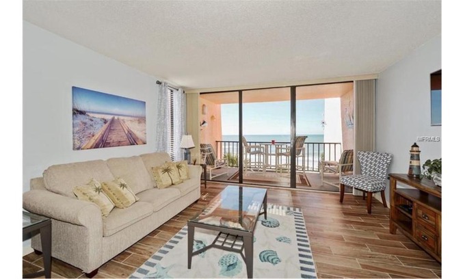 Indian Rocks Beach House | Pelican Cove #301