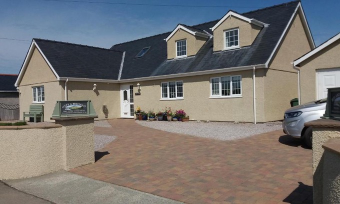 Garn Fadryn Bed & Breakfast | Pen Llyn Bed and Breakfast