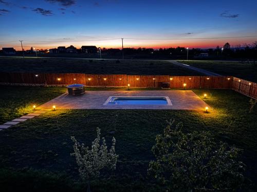 Cristian House | Pensiunea Artemis