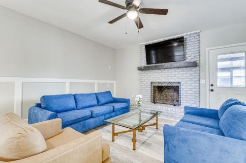 South Pensacola House | Pensacola Home with Screened Porch 10 Mi to Beach!