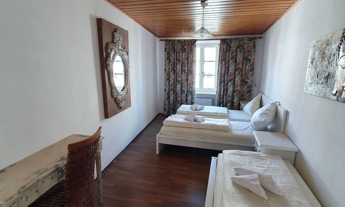 Gartnerplatz House | Pension Seibel