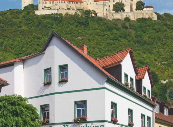 Freyburg House | Pension Zur Neuenburg