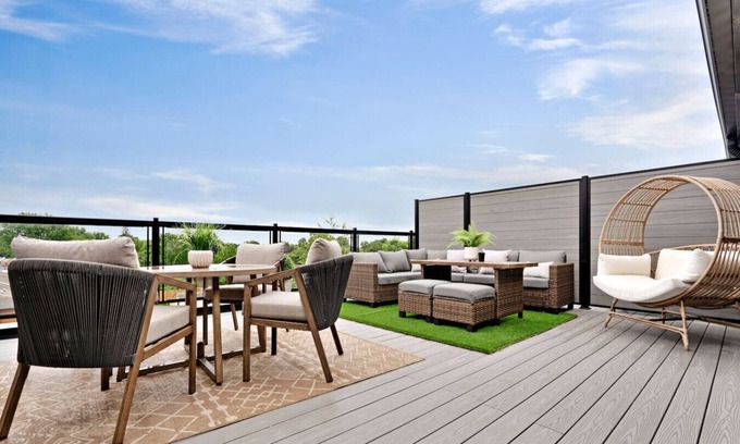 Niagara Falls Apartment | Penthouse 2BR w/Rooftop, Parking & Mins to Falls!