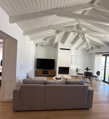 Vari-Voula-Vouliagmeni Apartment | Penthouse with sea view
