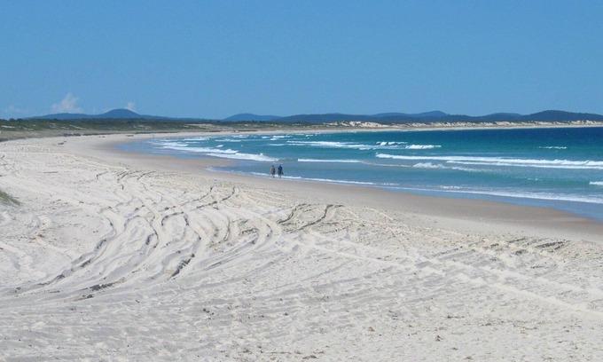 Hawks Nest House | Perfect Family Accommodation - Free WIFI