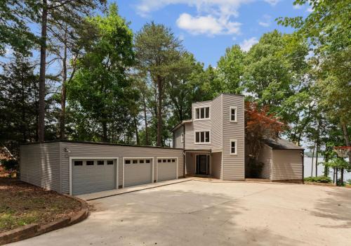 Lake Norman of Catawba House | Perfect Family Meeting Place Big Views Private