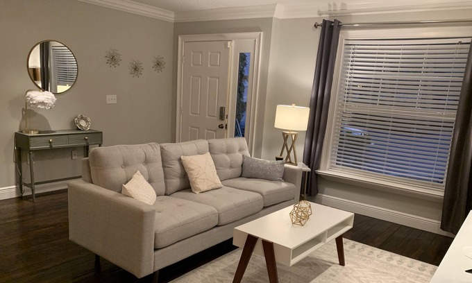 Park East Villa | Perfect Florida Vacation Getaway in Sarasota