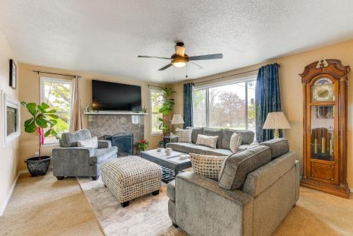Spokane Valley House | Perfect for Families! Spokane Valley Home with Yard