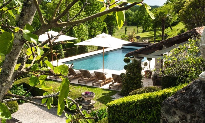Saint-Pierre-de-Cole Villa | Perigord's Majestic Villa With Lush Nature View