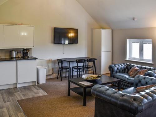 Althorne House | Periwinkle No5 - Uk49249