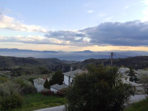 Milies House | Perky Roses Home, Mountain Meets Sea in Milies, Pelion