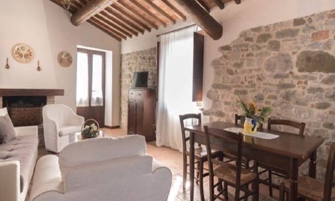Todi Apartment | Pessoa Borgo Bianchini apartment