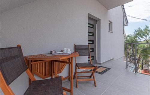 Pirovac Apartment | Pet Friendly Apartment In Pirovac