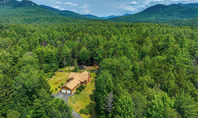 Thornton Cabin | Pet-Friendly Conway Cabin ~ 5 to Campton Mountain!