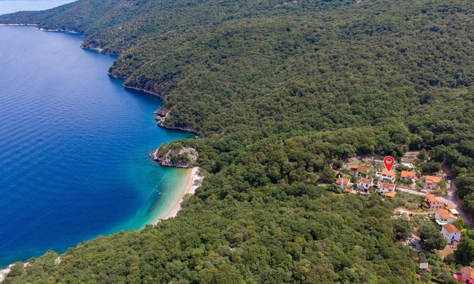 Porozina House | Pet friendly home in Porozina