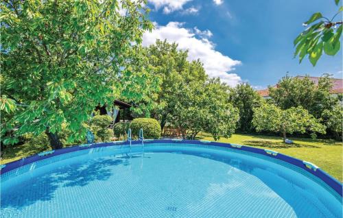 Smrika House | Pet Friendly Home In Smrika With Wifi