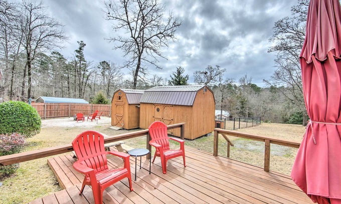 Jefferson Cottage | Pet-Friendly Jefferson Retreat < 1 Mi to Lake!