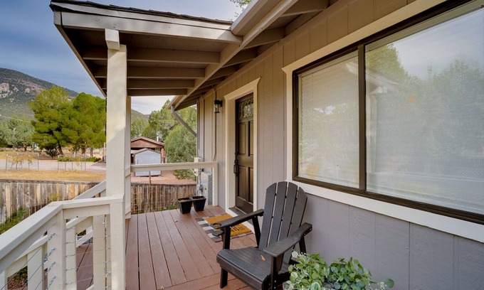 Payson Cottage | Pet-friendly Payson Cabin w/Game Room!