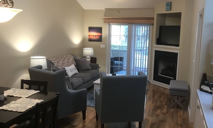 Ocean Isle Beach House | Pet Friendly Townhome Between Ocean Isle and Sunset Beach