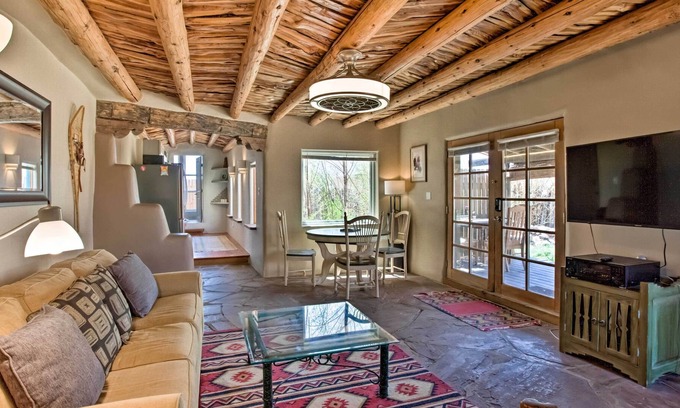 Taos Cottage | Pet-friendly Taos House w/ Patio & Hammock!