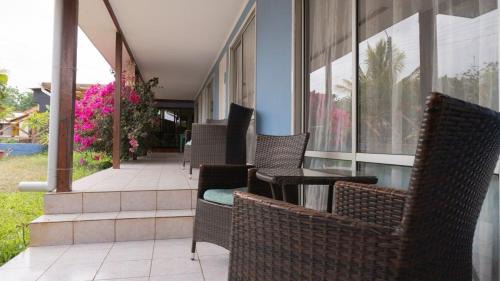 Hanga Roa Hotel | Petero Atamu