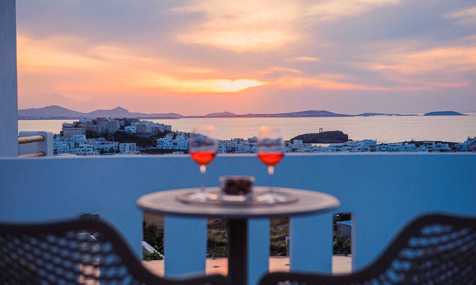 Naxos Town House | Petros Studios & Suites