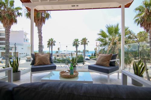 Paphos Apartment | Phaedrus Living: Seaside Luxury Flat Limnaria 152