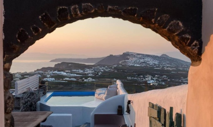 Pyrgos House | Phaos 1870 A Restored Winery