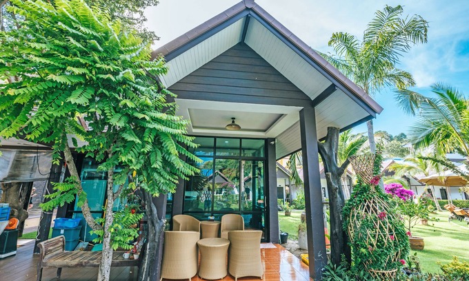 Ko Phi Phi Hotel | Phi Phi Andaman Legacy Resort