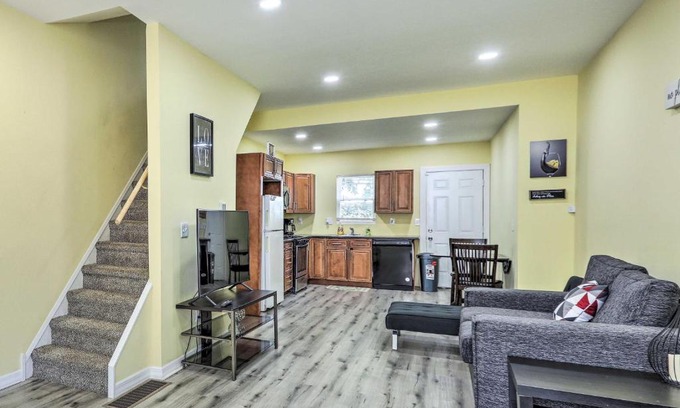 North Philadelphia House | Philly Townhome with Gas Grill about 5 Mi to Dtwn!